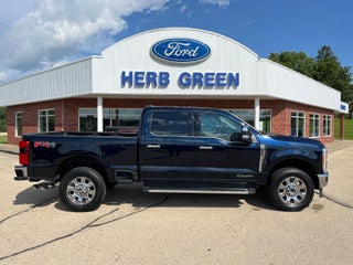 2023 Ford Super Duty F-350 SRW LARIAT 4WD Crew Cab 6.75' Box