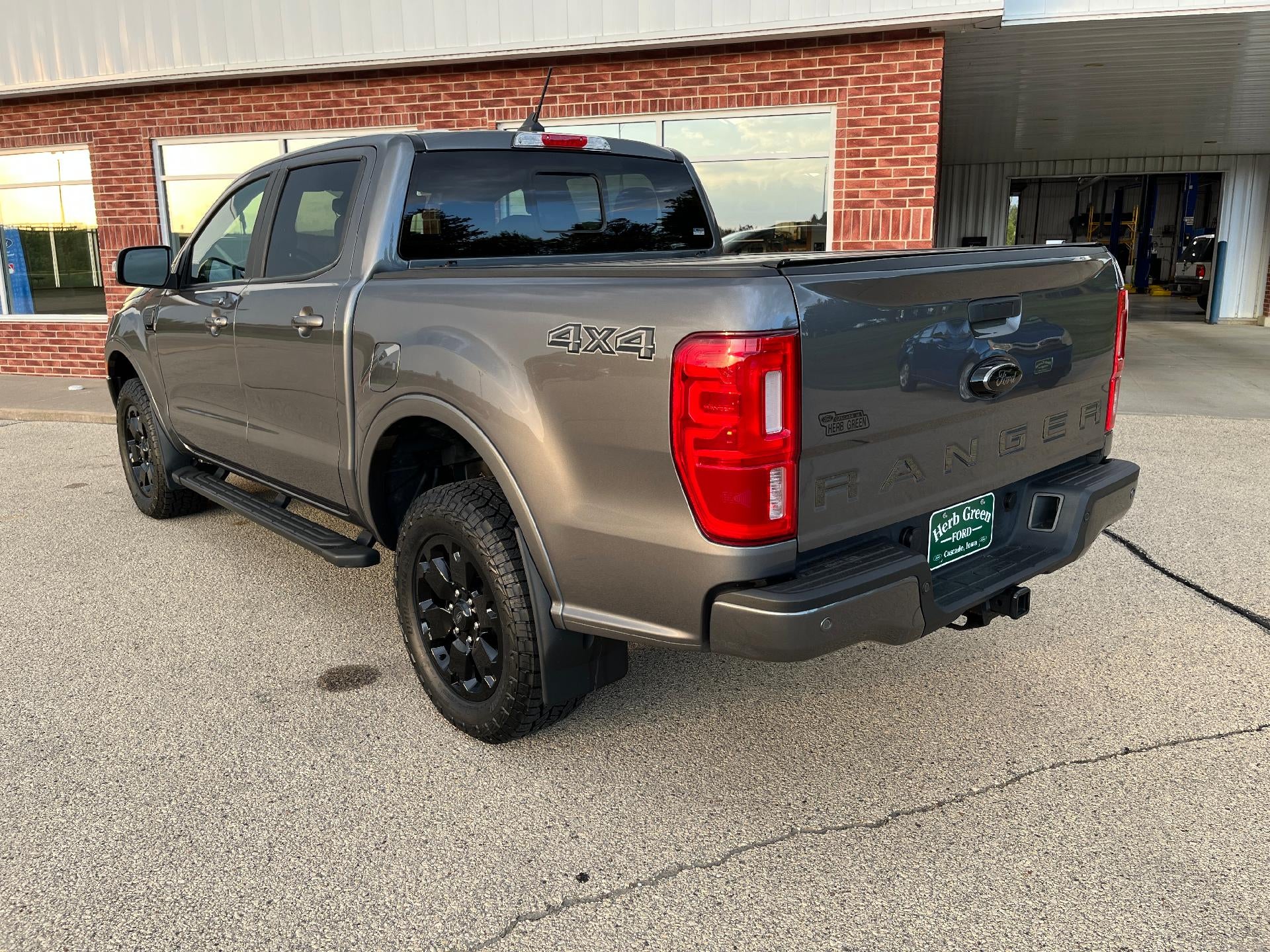 2022 Ford Ranger LARIAT 4WD SuperCrew 5' Box