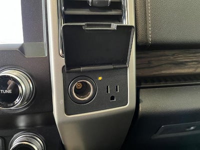 2020 Ford F-150 LARIAT 4WD SuperCrew 5.5' Box