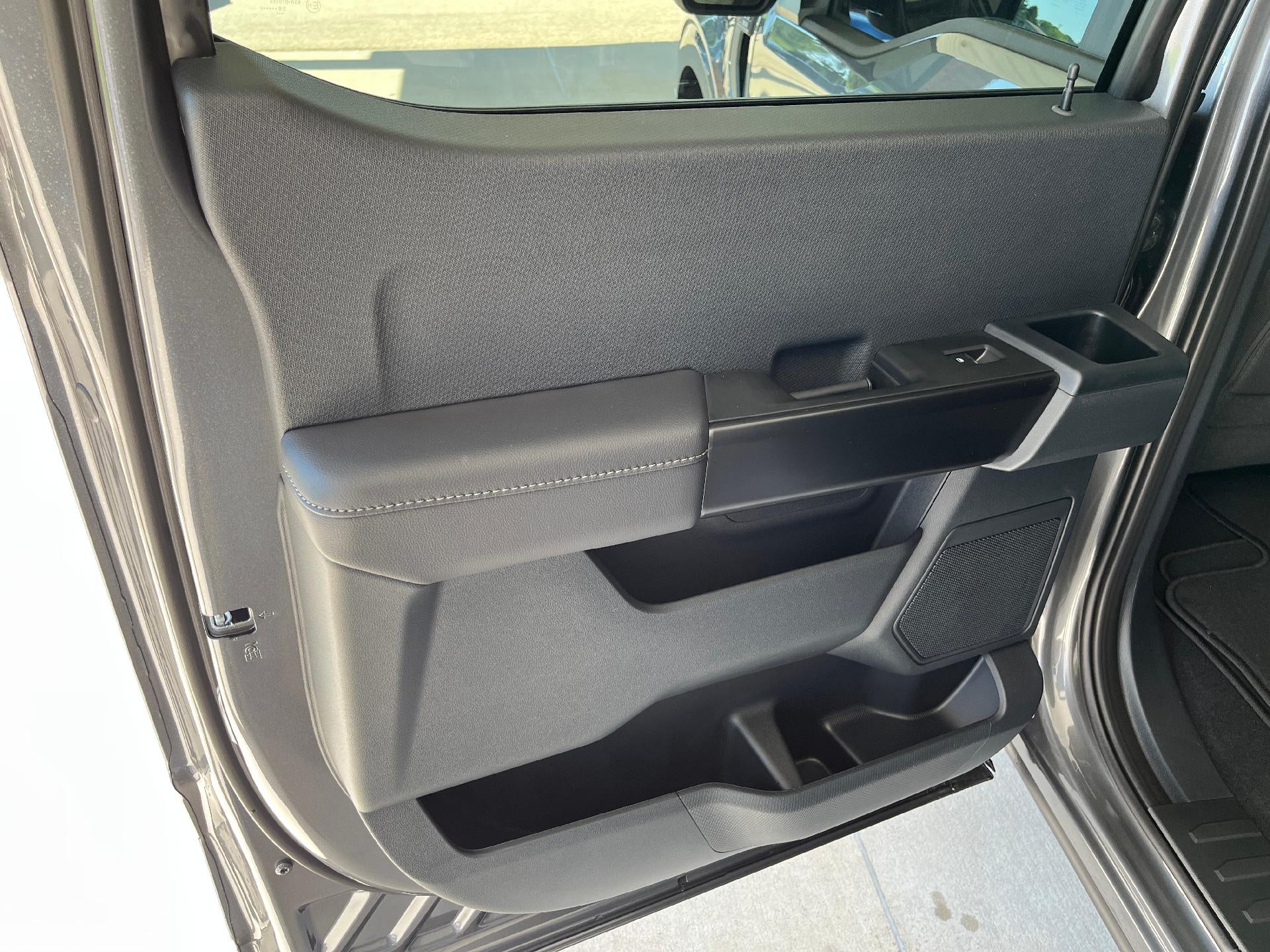 2026 Ford F-150 STX 4WD SuperCrew 5.5' Box
