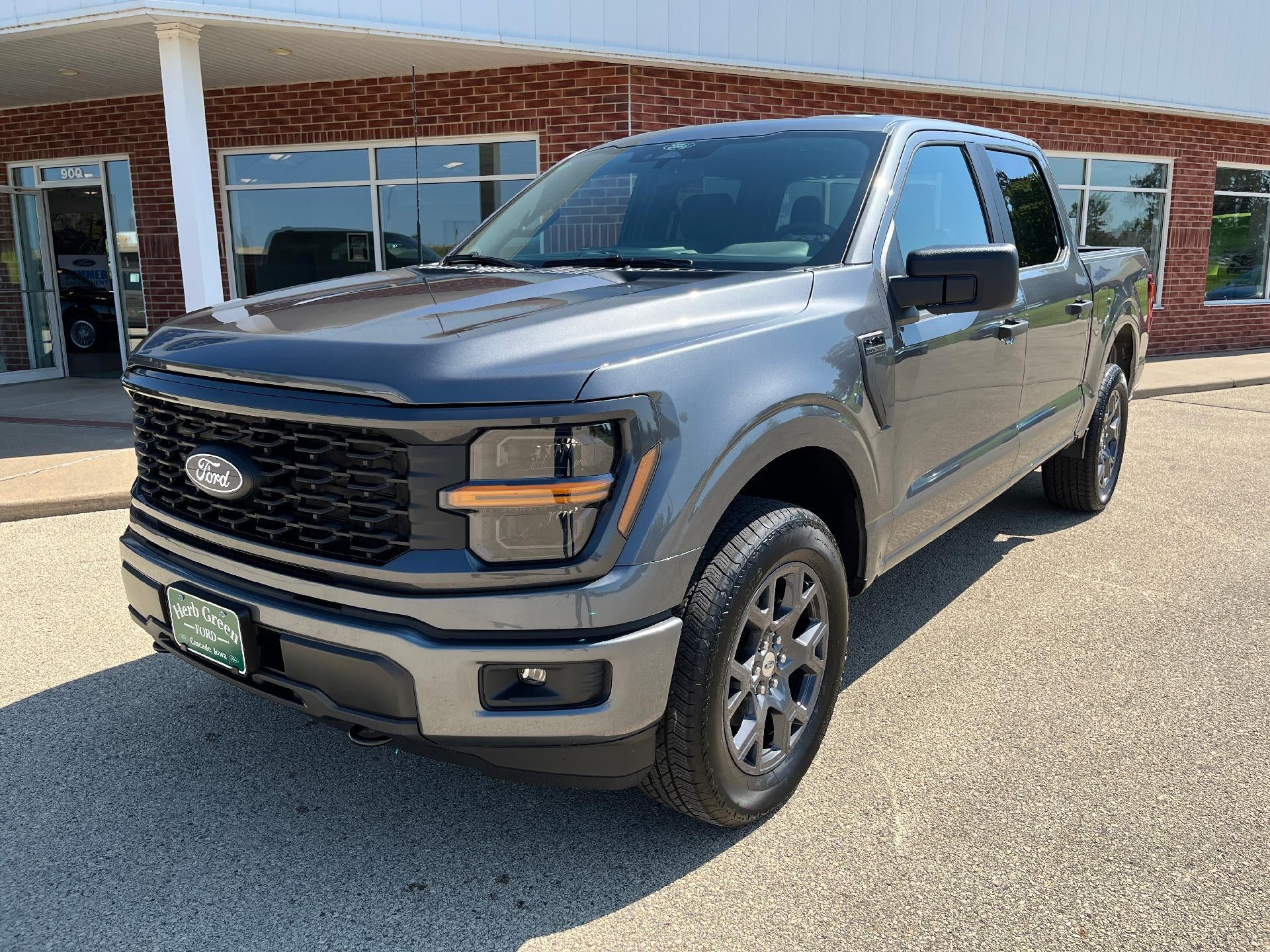 2026 Ford F-150 STX 4WD SuperCrew 5.5' Box