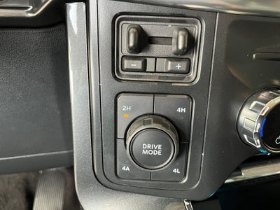 2021 Ford F-150 LARIAT 4WD SuperCrew 5.5' Box