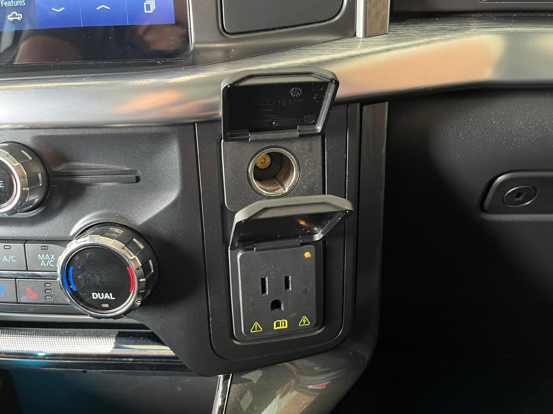 2021 Ford F-150 LARIAT 4WD SuperCrew 5.5' Box