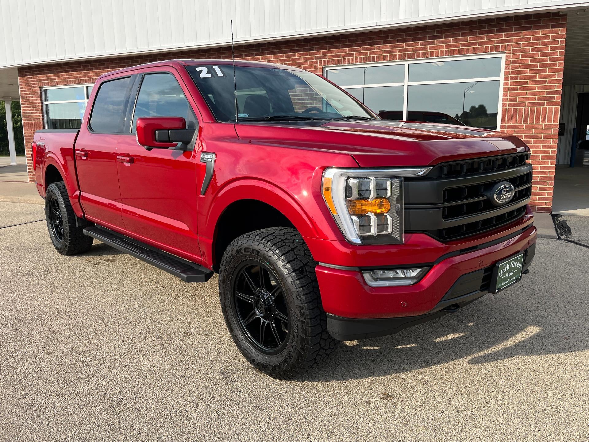 2021 Ford F-150 LARIAT 4WD SuperCrew 5.5' Box