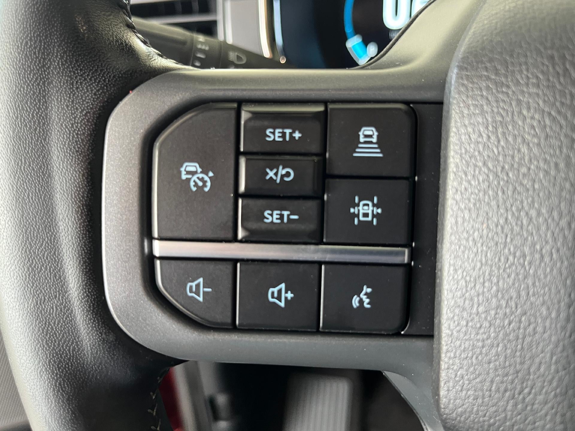 2021 Ford F-150 LARIAT 4WD SuperCrew 5.5' Box