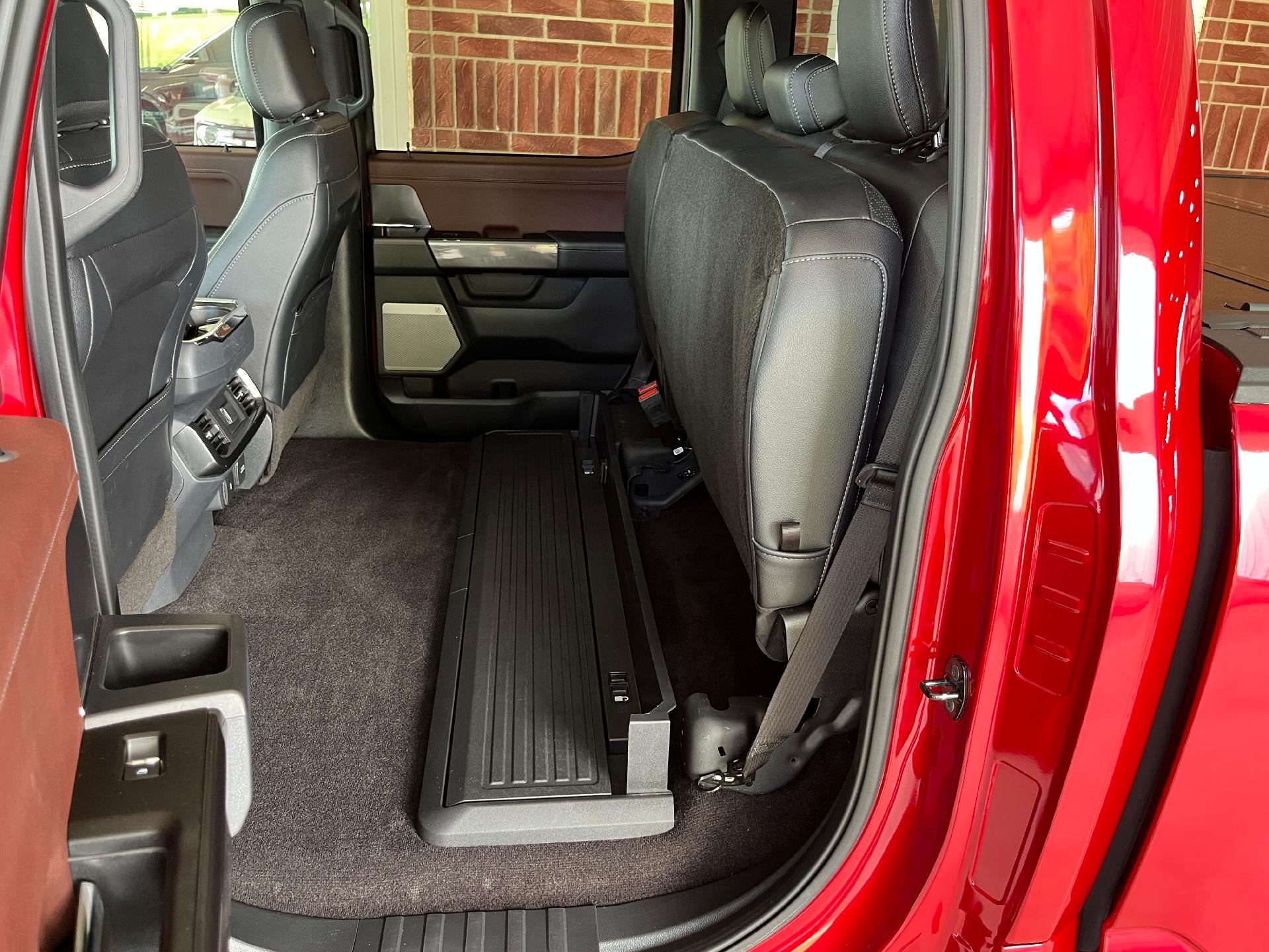 2021 Ford F-150 LARIAT 4WD SuperCrew 5.5' Box
