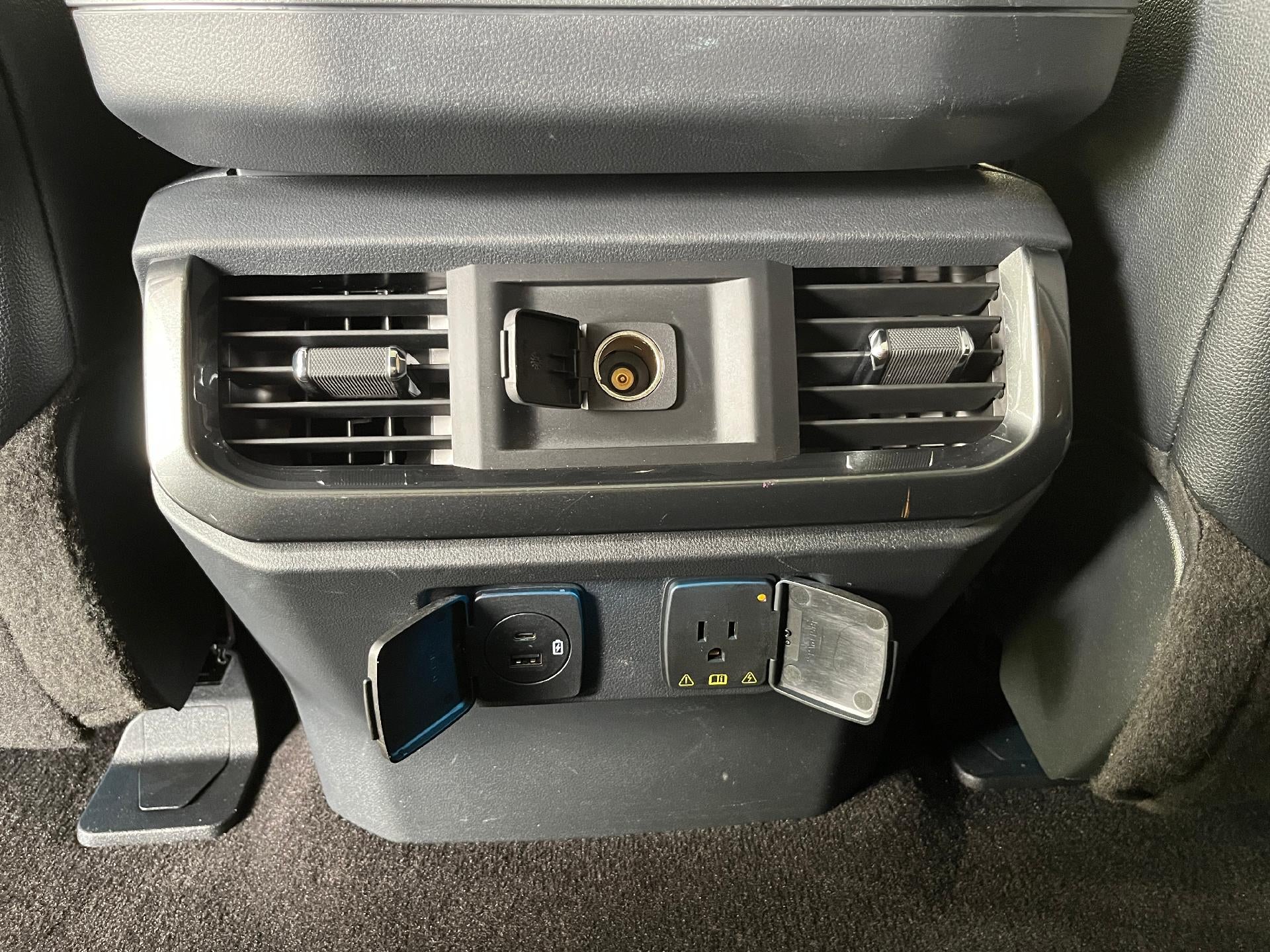 2021 Ford F-150 LARIAT 4WD SuperCrew 5.5' Box