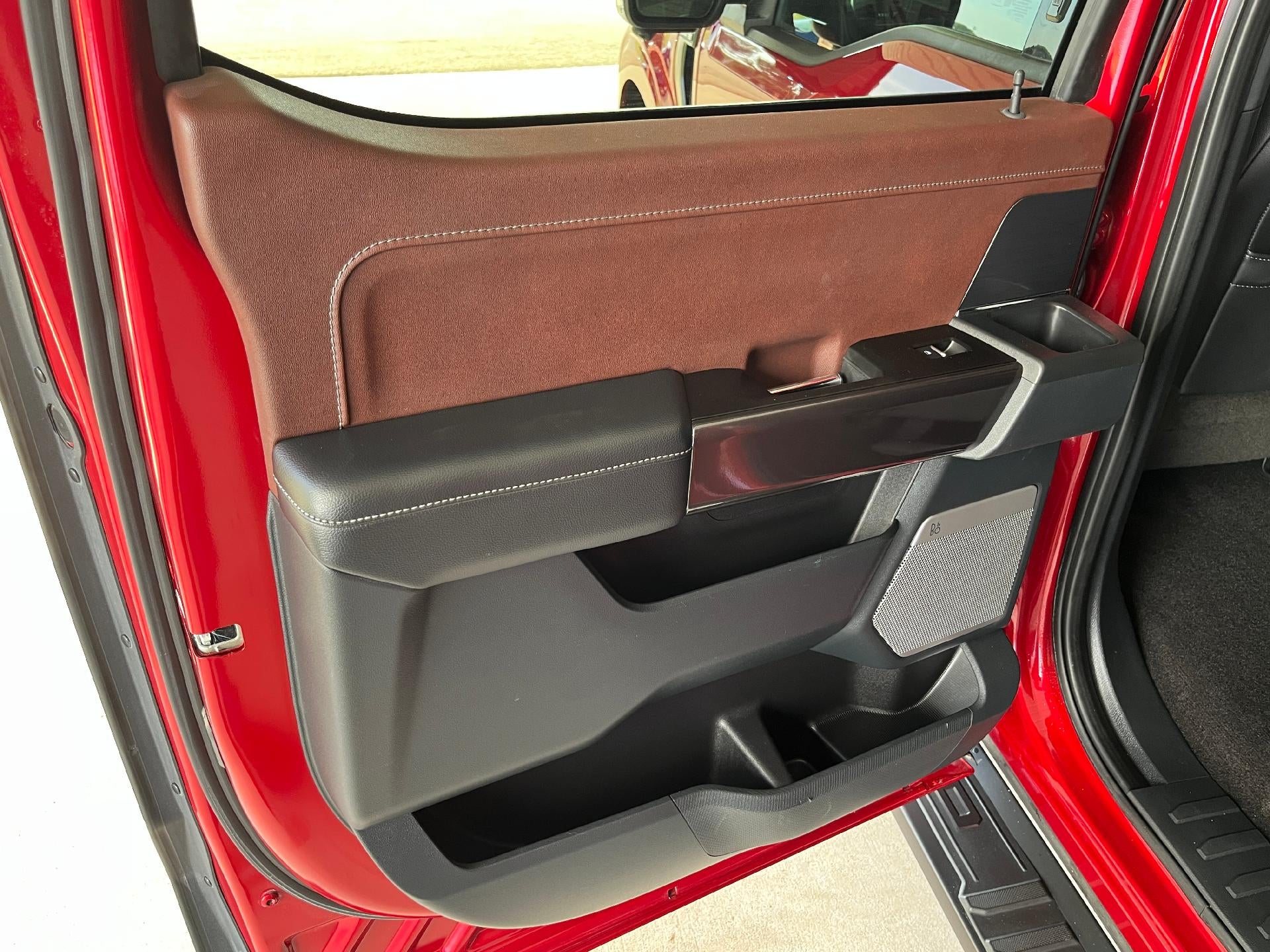 2021 Ford F-150 LARIAT 4WD SuperCrew 5.5' Box