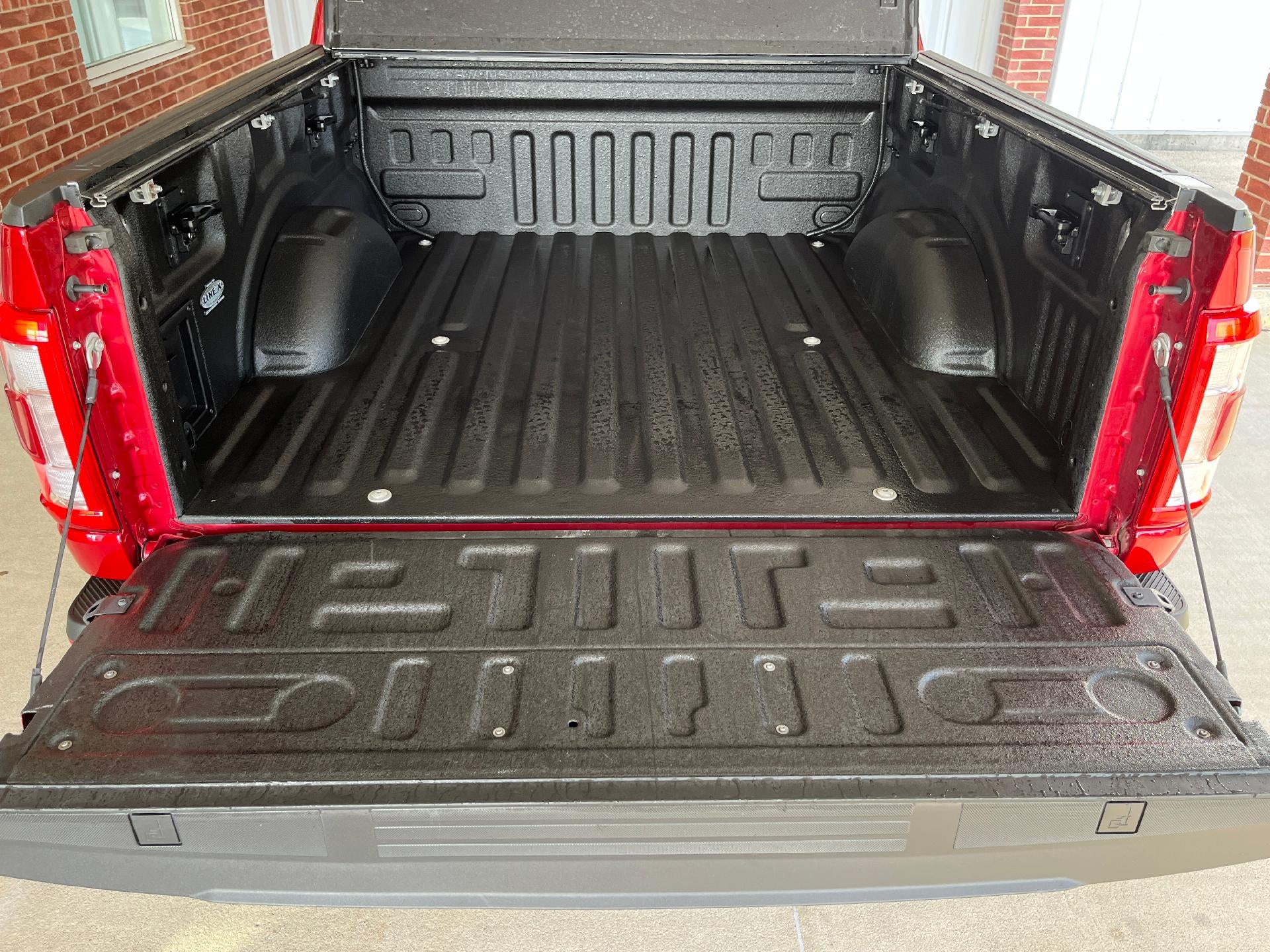 2021 Ford F-150 LARIAT 4WD SuperCrew 5.5' Box