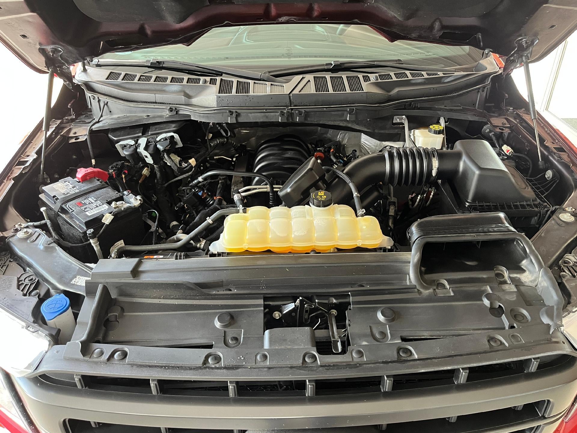 2021 Ford F-150 LARIAT 4WD SuperCrew 5.5' Box