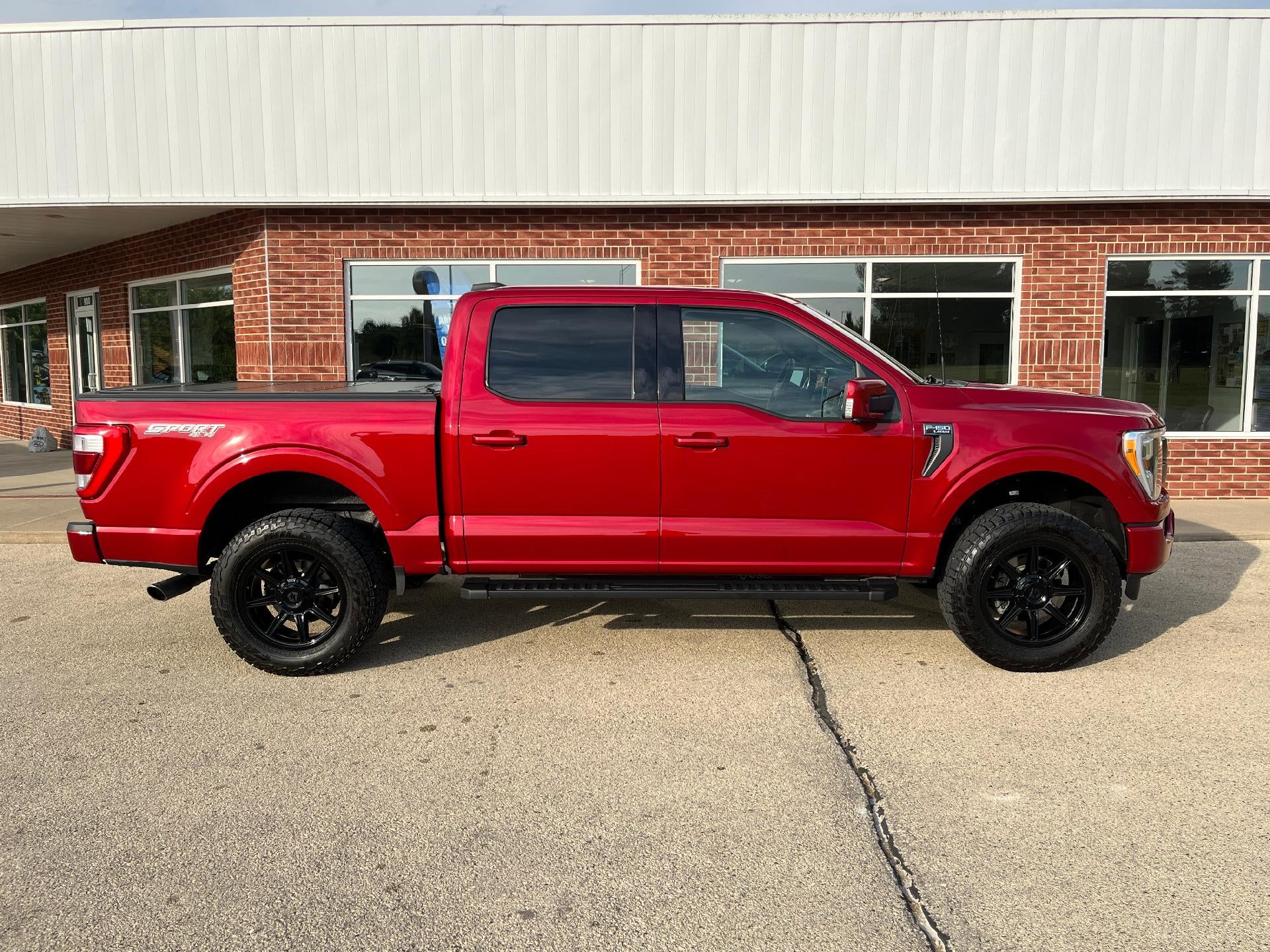 2021 Ford F-150 LARIAT 4WD SuperCrew 5.5' Box