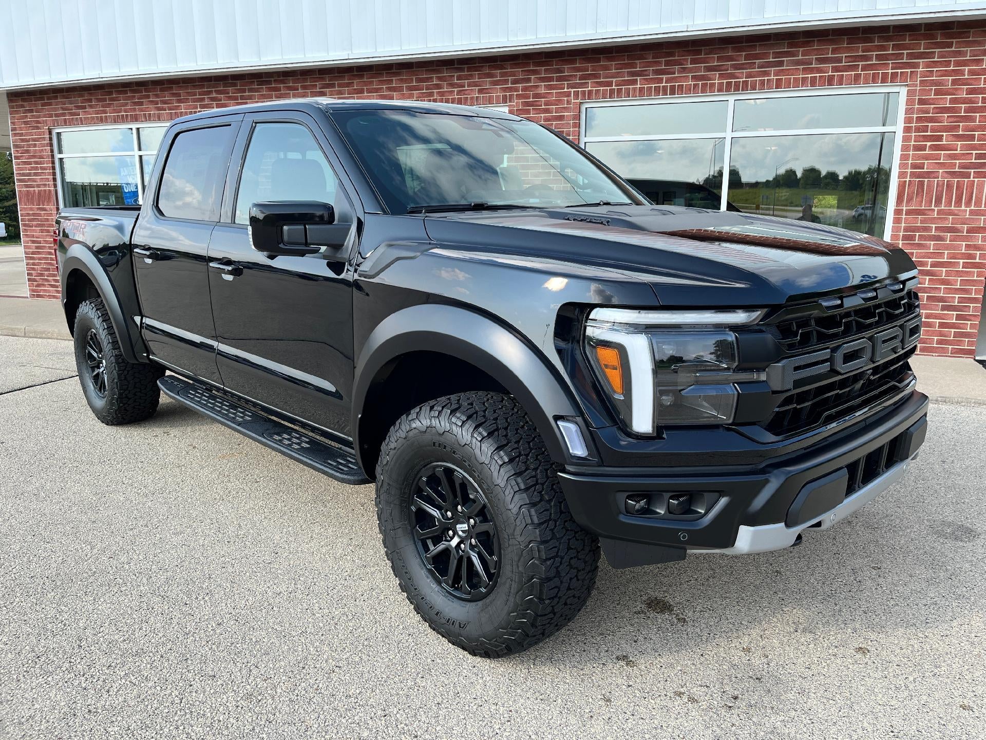 2026 Ford F-150 Raptor 4WD SuperCrew 5.5' Box