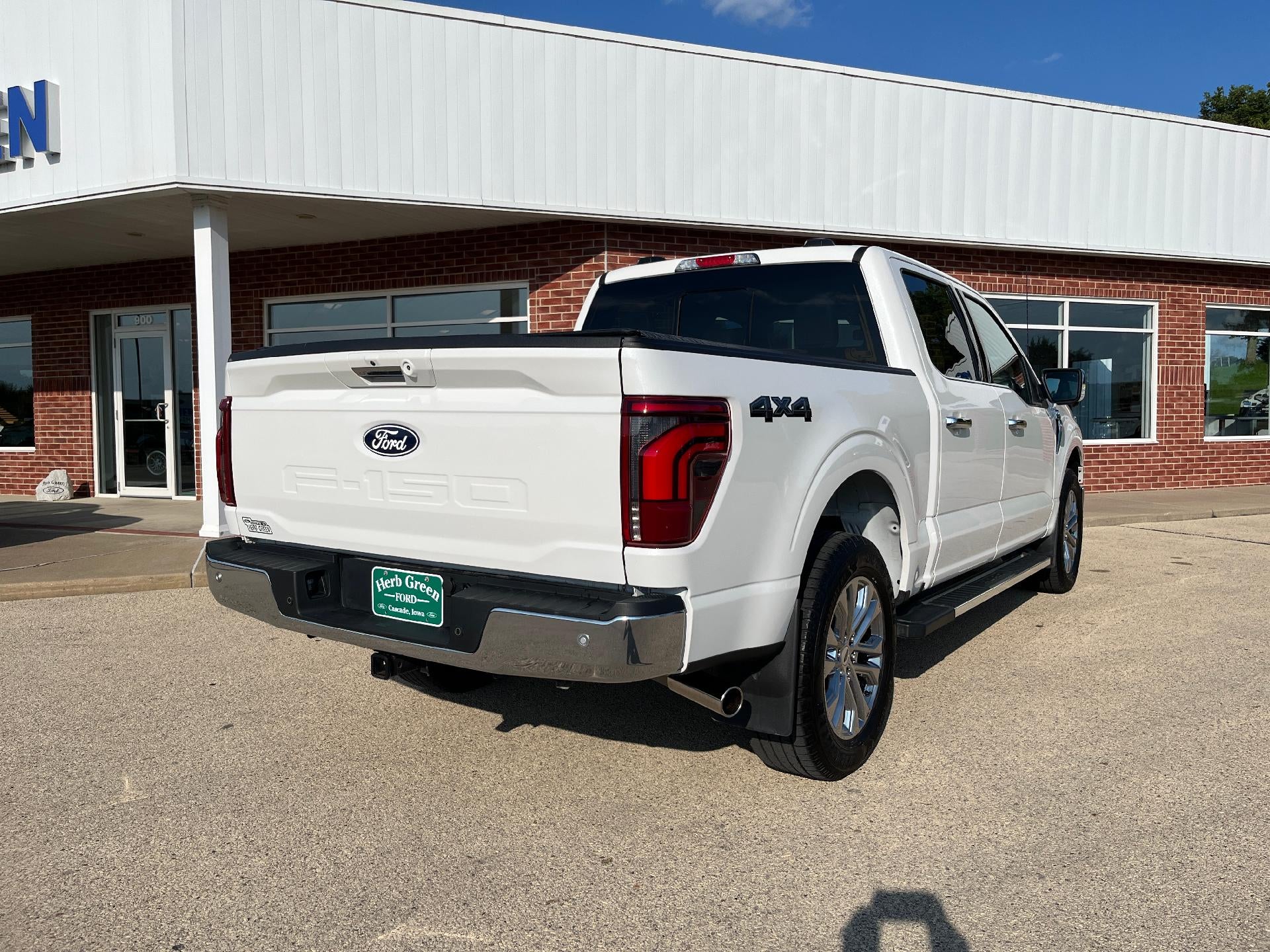 2024 Ford F-150 LARIAT 4WD SuperCrew 5.5' Box
