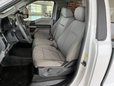 2022 Ford Super Duty F-350 SRW XLT 4WD Reg Cab 8' Box