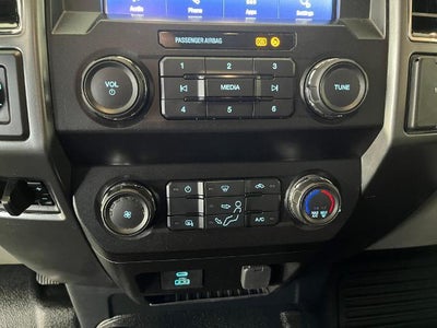 2022 Ford Super Duty F-350 SRW XLT 4WD Reg Cab 8' Box