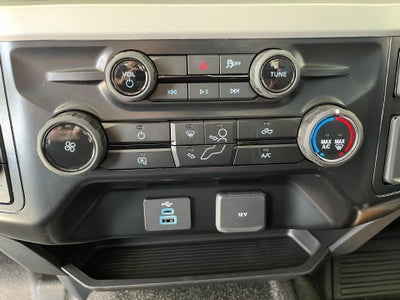 2027 Ford Super Duty F-350 SRW XLT 4WD Reg Cab 8' Box