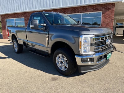 2027 Ford Super Duty F-350 SRW XLT 4WD Reg Cab 8' Box