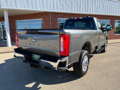 2027 Ford Super Duty F-350 SRW XLT 4WD Reg Cab 8' Box