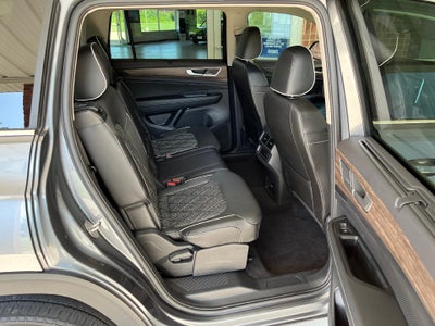 2024 Volkswagen Atlas 2.0T SEL Premium R-Line 4MOTION