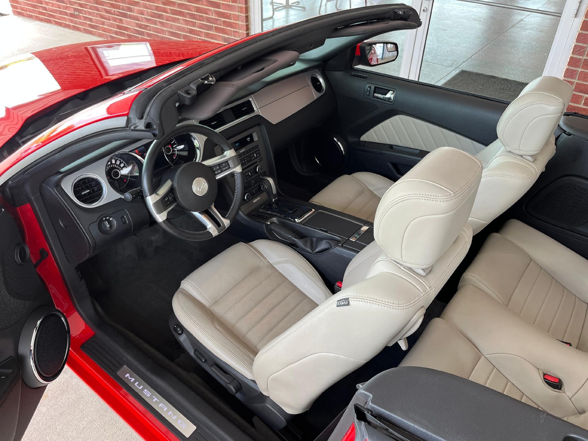 2014 Ford Mustang 2dr Conv V6 Premium