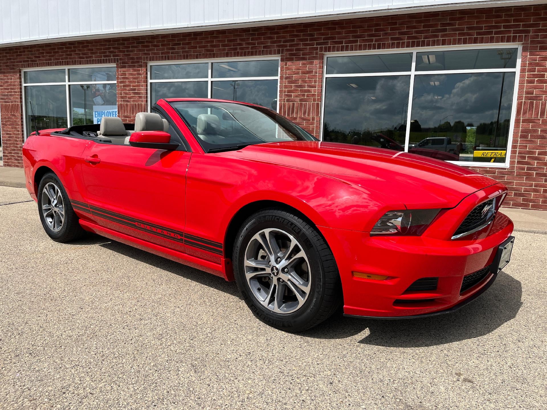2014 Ford Mustang 2dr Conv V6 Premium