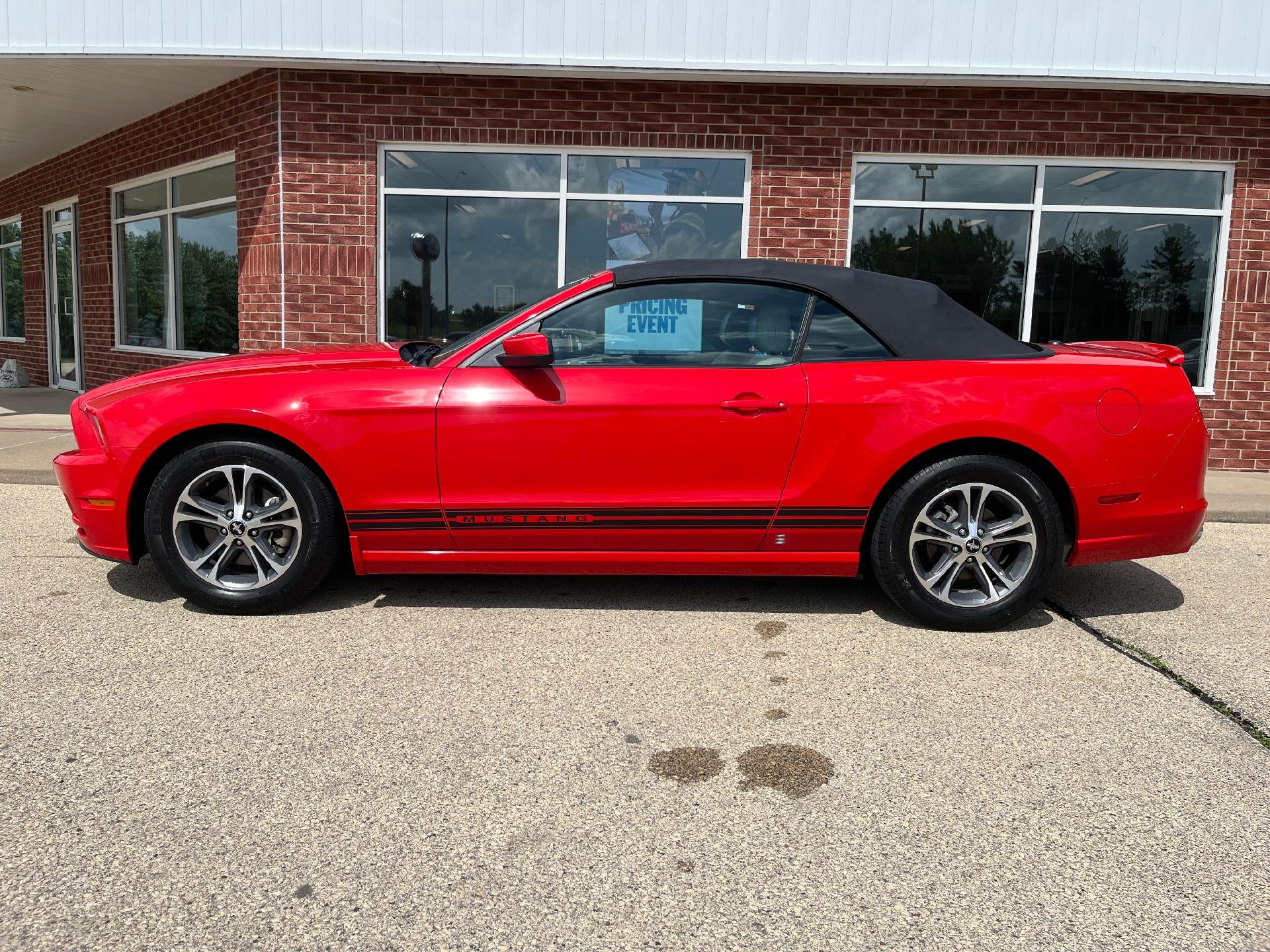 2014 Ford Mustang 2dr Conv V6 Premium