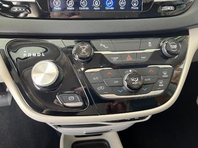 2017 Chrysler Pacifica Touring-L FWD