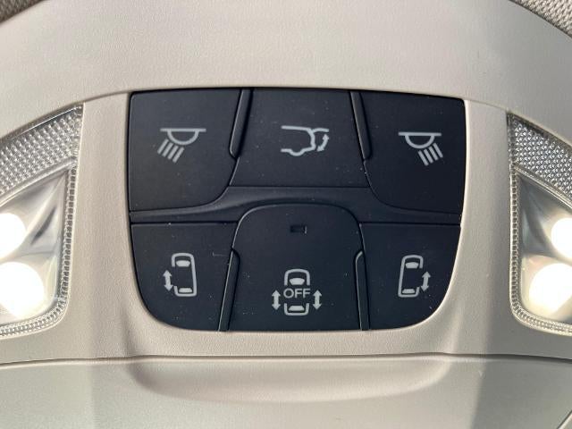 2017 Chrysler Pacifica Touring-L FWD