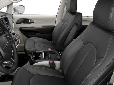 2017 Chrysler Pacifica Touring-L FWD