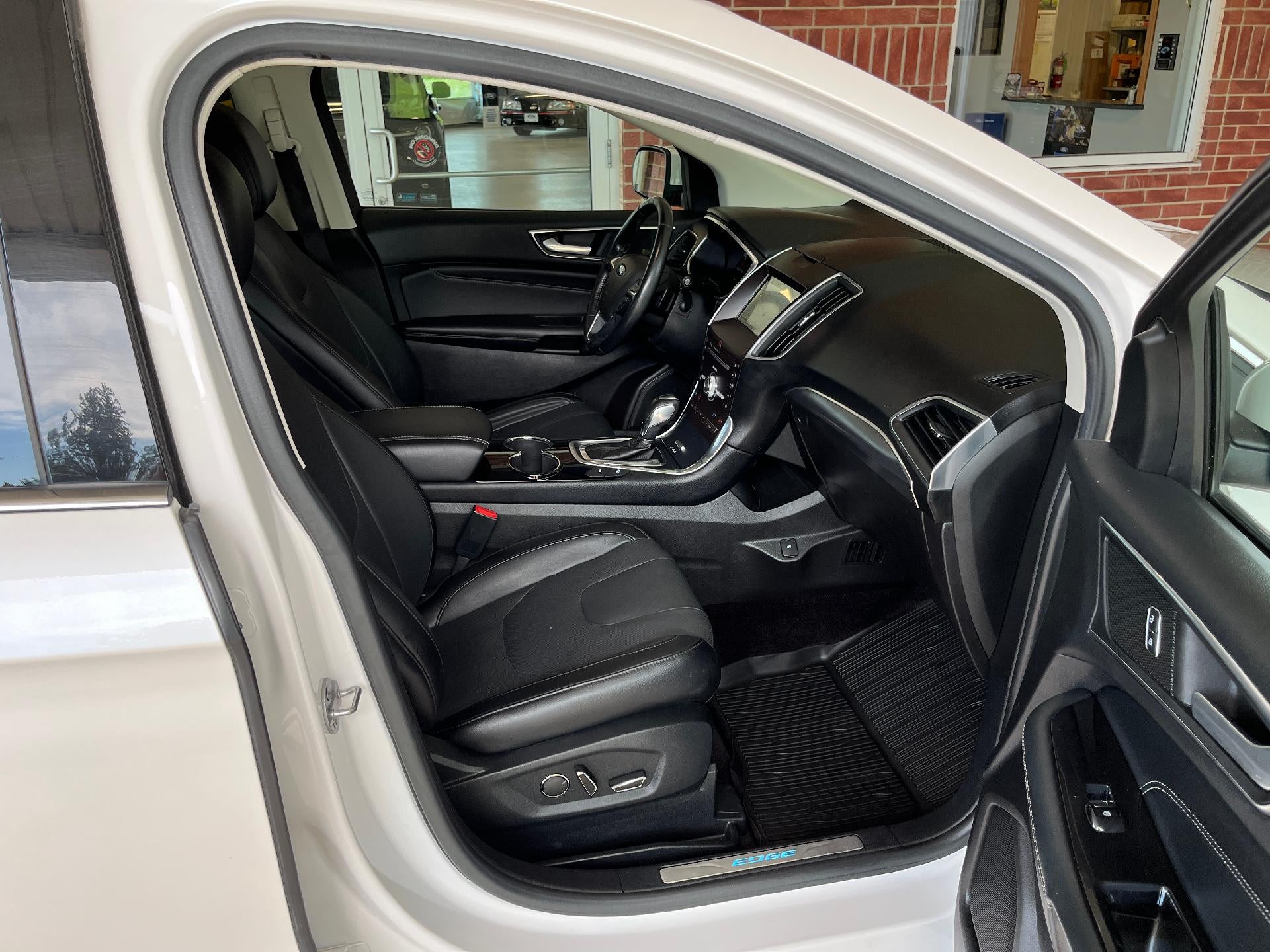 2017 Ford Edge Titanium AWD