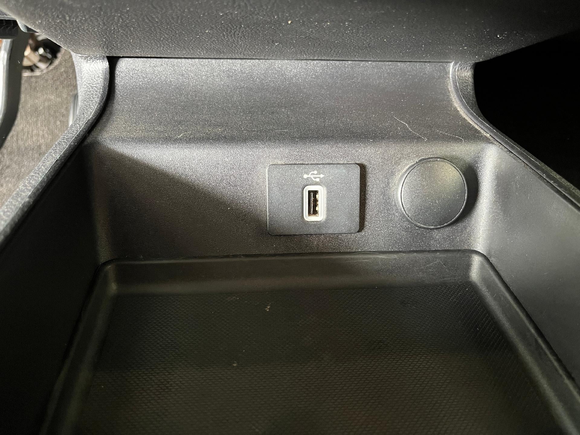 2017 Ford Fusion SE FWD