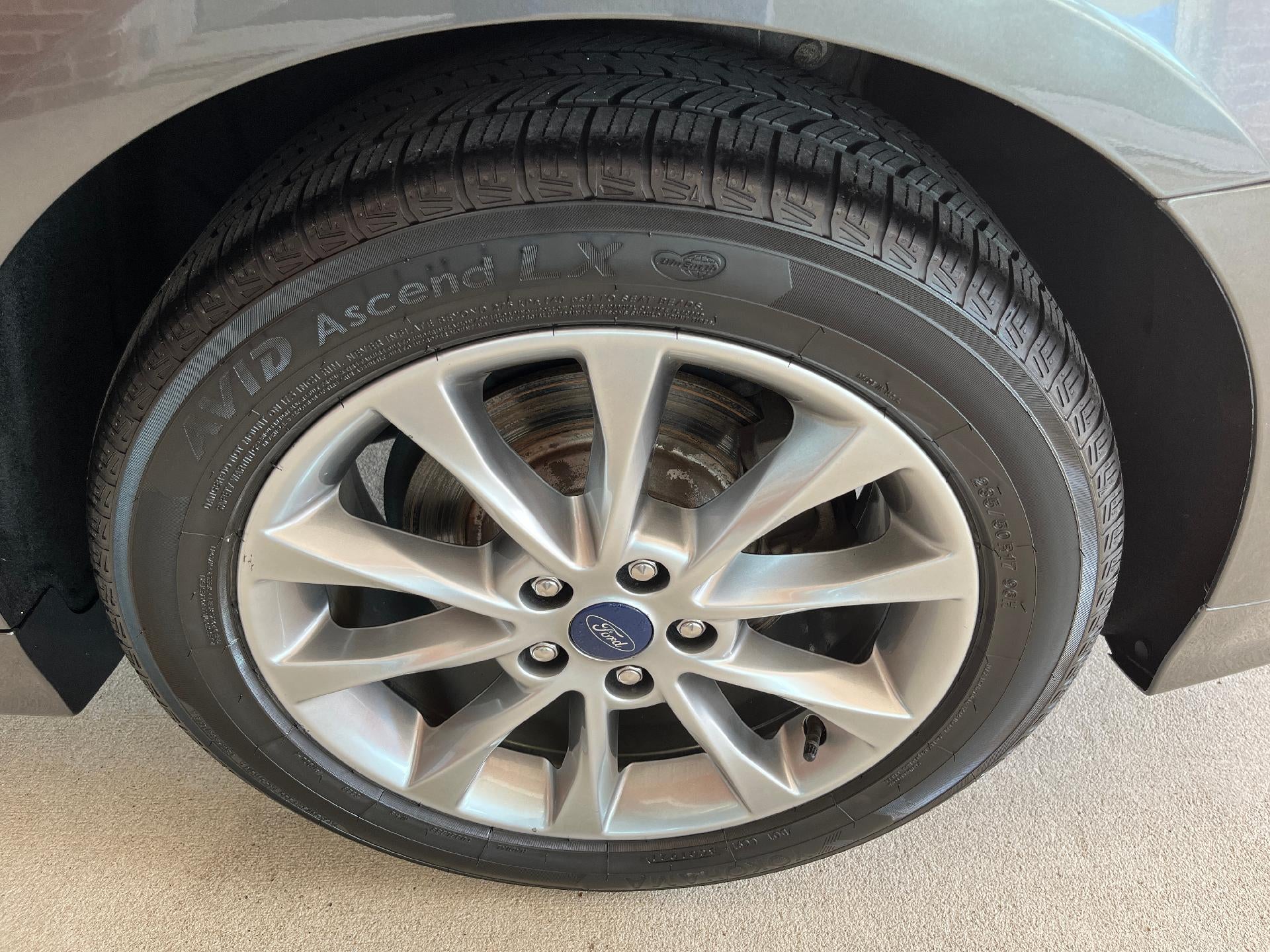 2017 Ford Fusion SE FWD