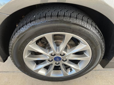 2017 Ford Fusion SE FWD