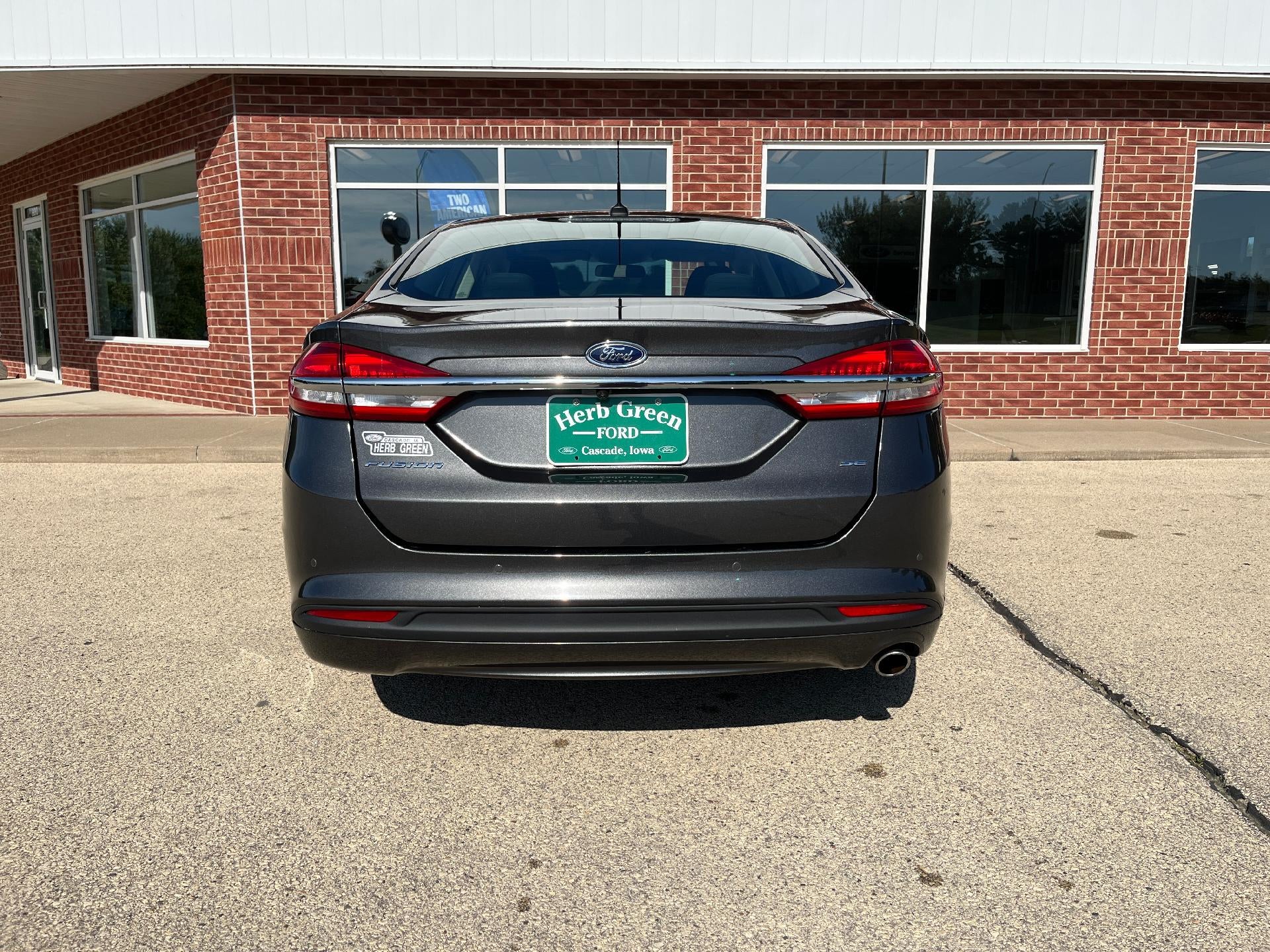 2017 Ford Fusion SE FWD